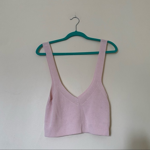 ARITZIA Top | Adorable Knit Crop Large - Picture 2 of 5
